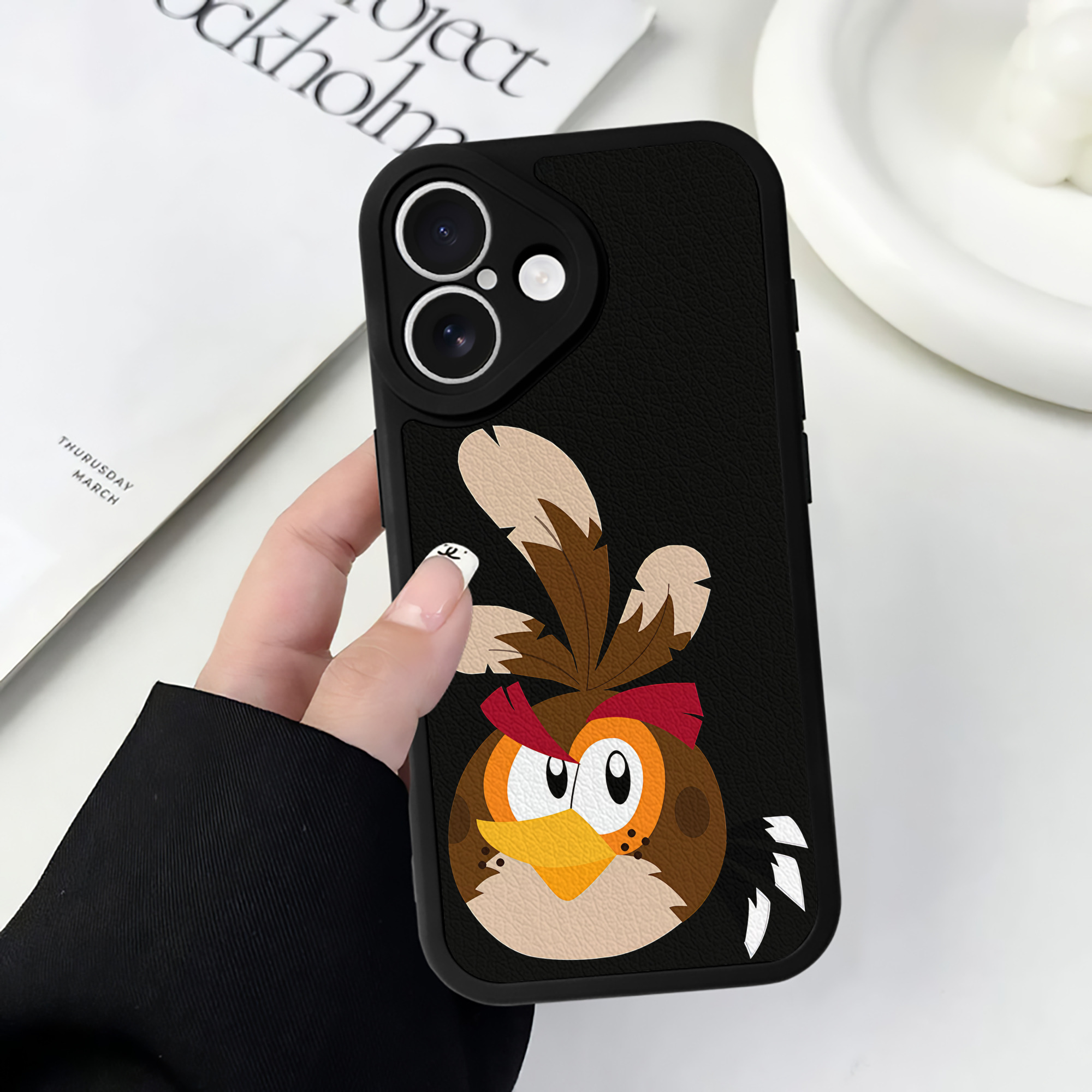 （画像用） Angry Birds アングリーバード 【iPhone 16シリーズ対応】シリコンスマホケース（レザー調） 材質：シリコン